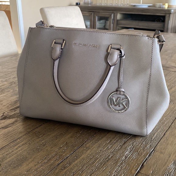 Michael Kors Handbags - Micheal Kors Sutton Satchel Medium - Gray
